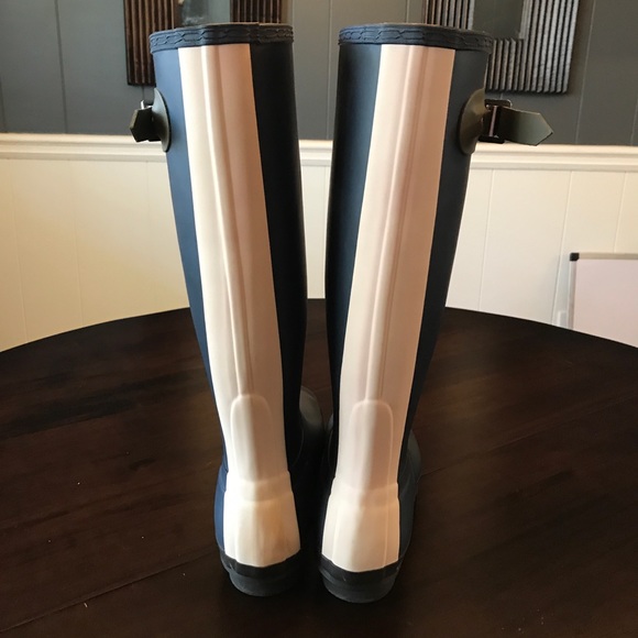 Hunter Tall Navy Rain Boots - Picture 3 of 6